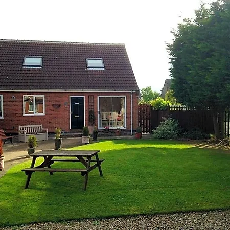 Bed and Breakfast Primrose 3*