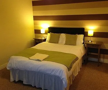 Bed & Breakfast Primrose 3*